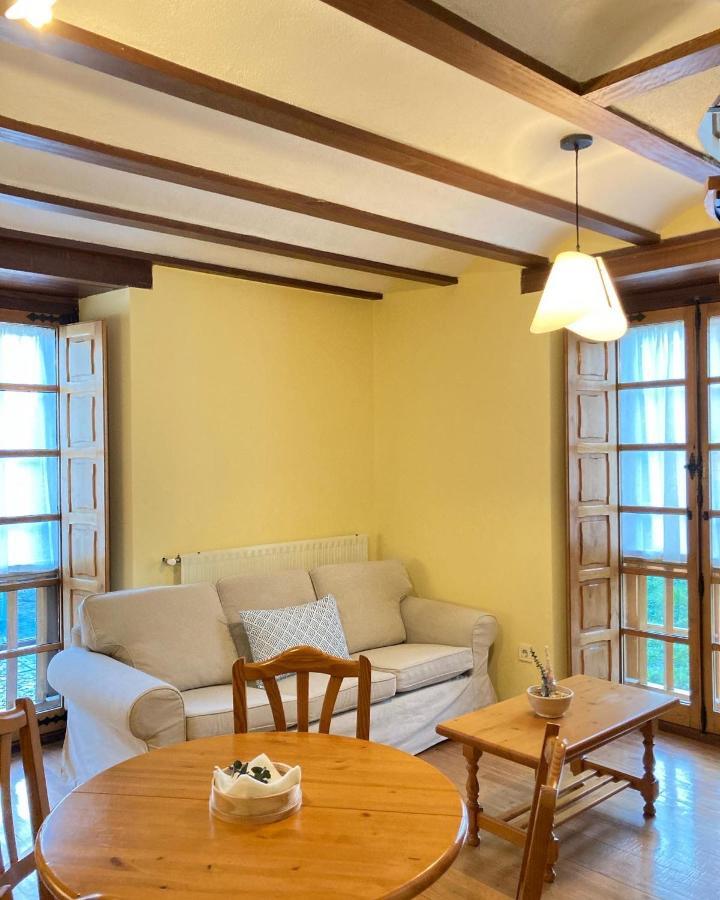 Ahio San Martin, Apartamentos Rurales Casa De La Villa San Martin de Oscos Exteriör bild